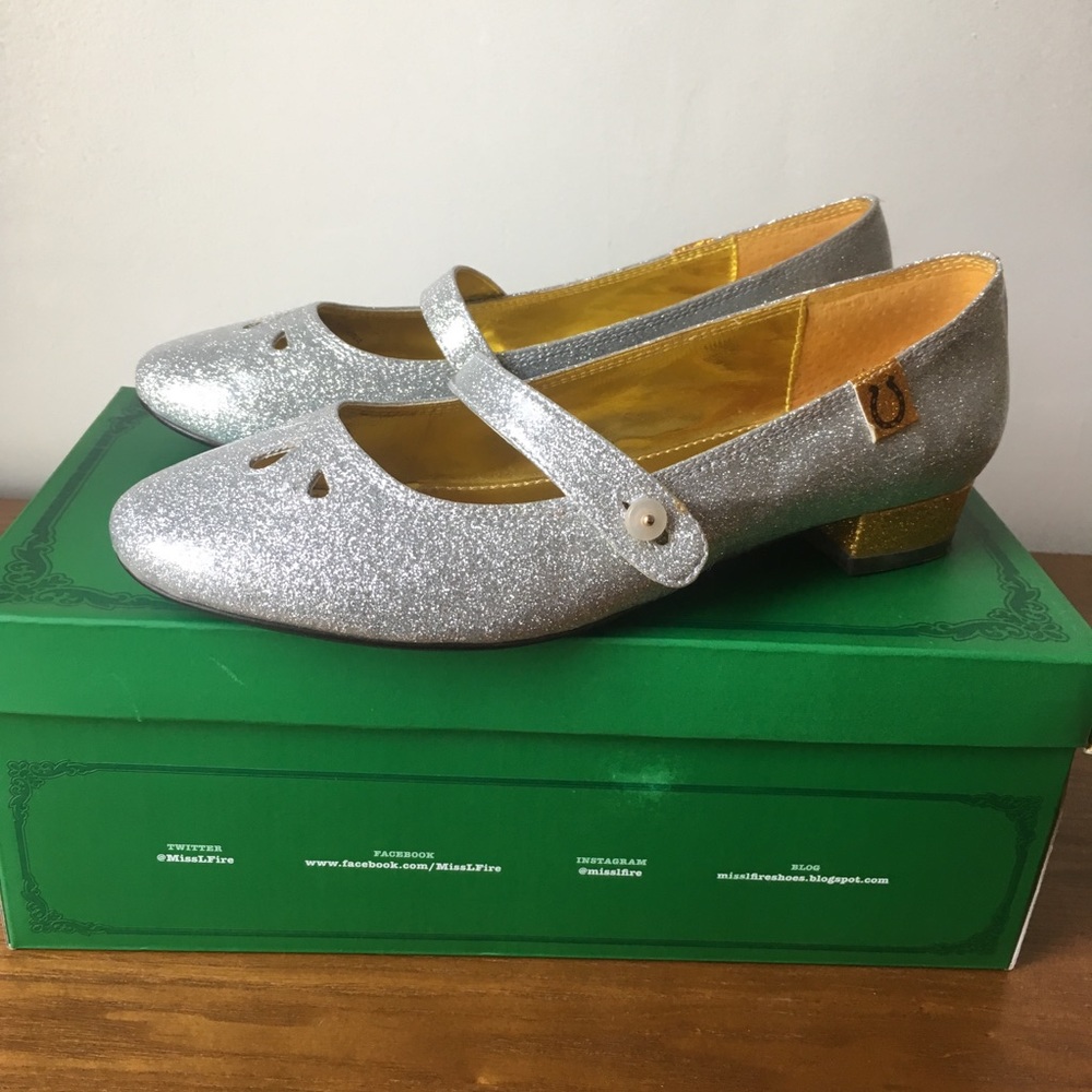 Miss L Fire “Baby Jane” in Silver